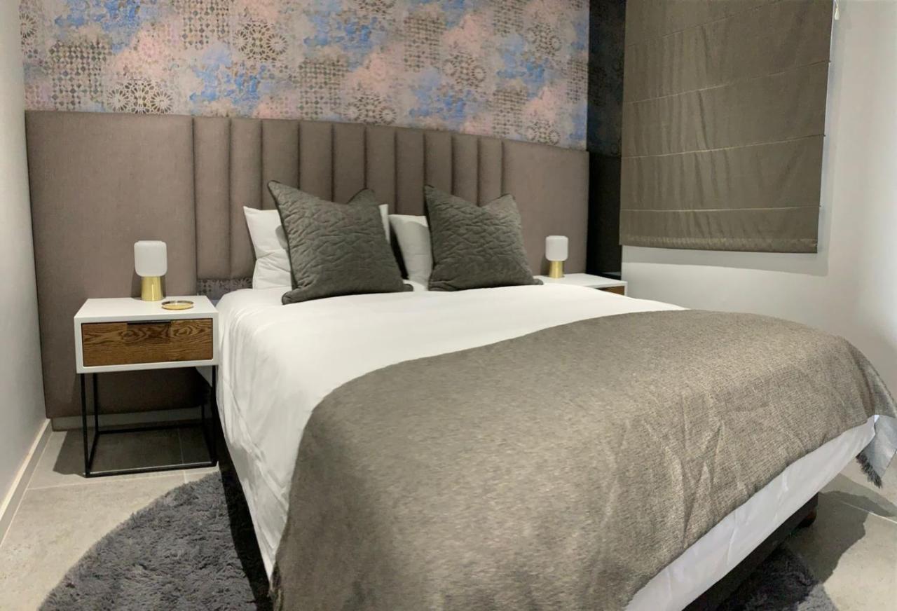 2six2 On Florida Road, Modern Lifestyle 802 Apartment Durban